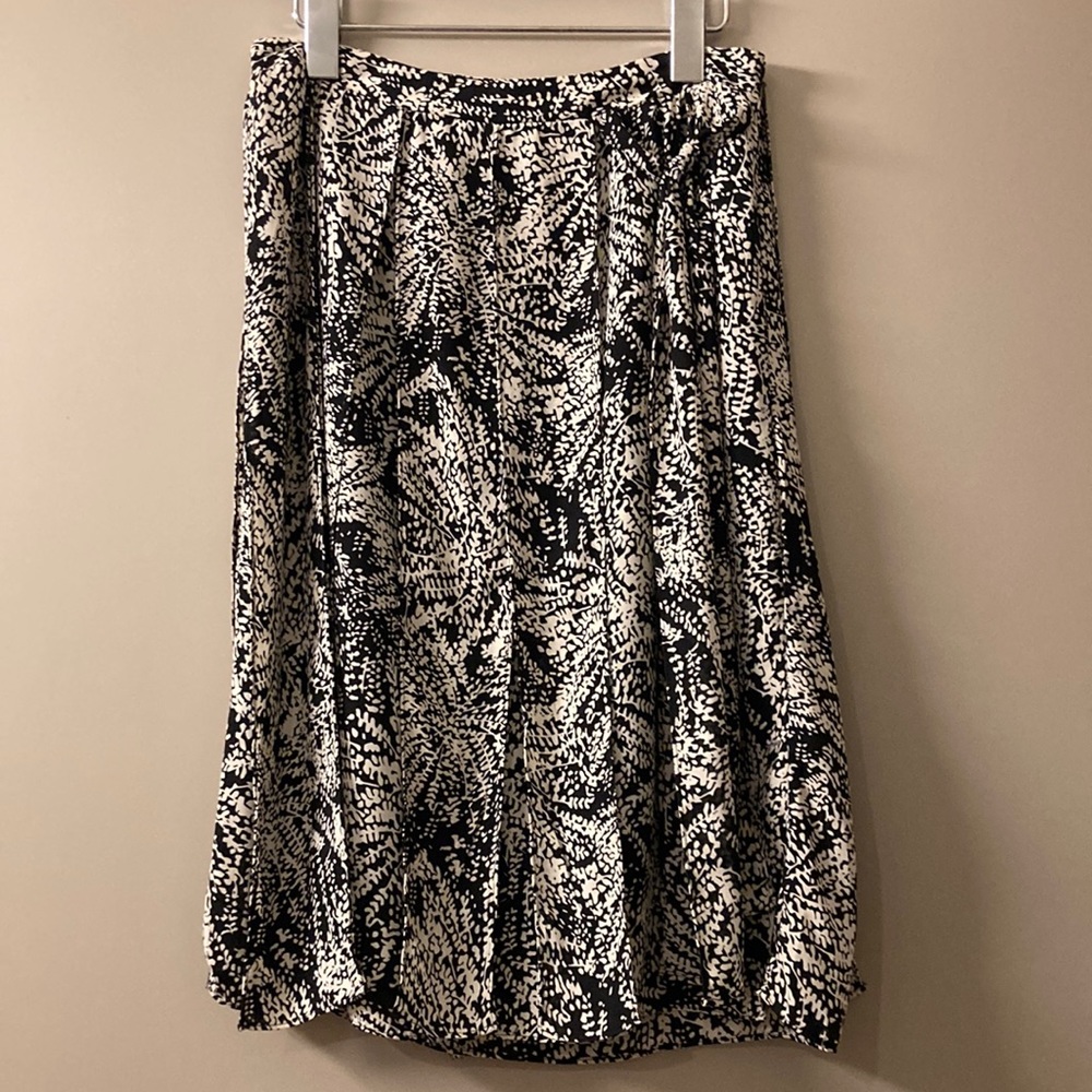 Who What Wear Car Wash Skirt black and white size 2